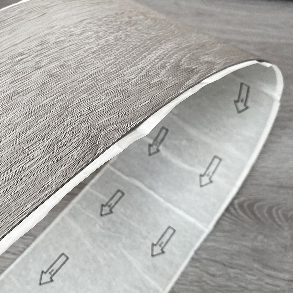 Caja piso PVC - Autoadhesivo - CE-07 - Ceniza - Caja 5 m2 - 36 láminas por caja - 152*914*2 mm