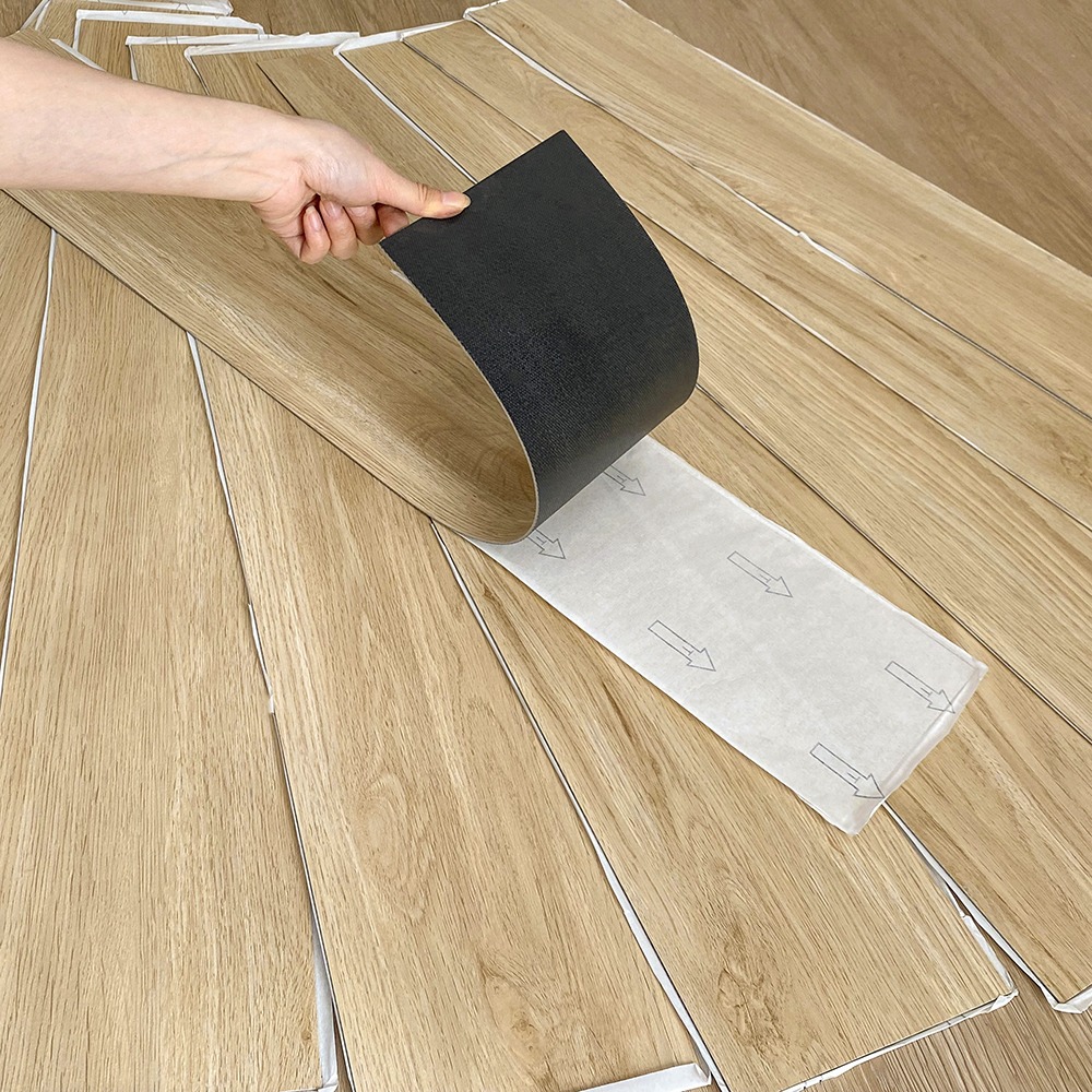 Caja piso PVC - Autoadhesivo - HC-02 - Haya Clara - Caja 5 m2 - 36 láminas por caja - 152*914*2 mm