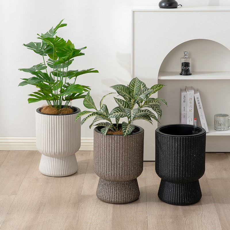 Macetero - Tipo Copa - 26*36 cm - Negro Mate