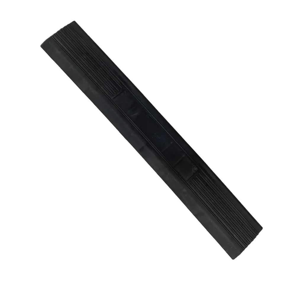 Rampa para piso garaje - PVC - Macho - Color negro