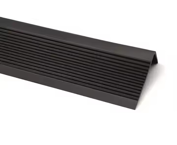 Moldura angulo terminacion - PVC flexible - Rollo - 50*25mm - Negro - Por metro (m)