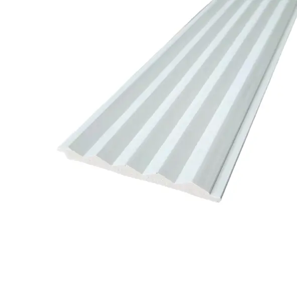 Lámina Acanalada Decorativa - Forma Triangular - PS - Pintable - 12*120*2900 mm