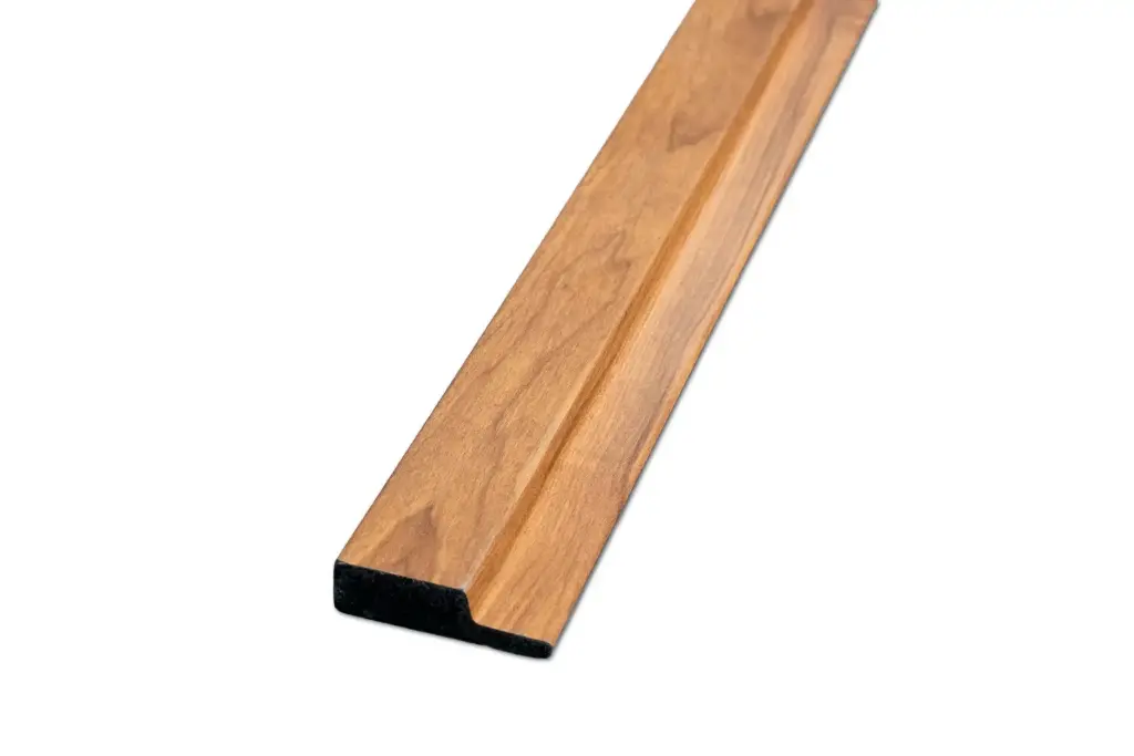 Transición para Lamina Acanalada - Cedro  - 12*42*2900mm - Lateral Derecho